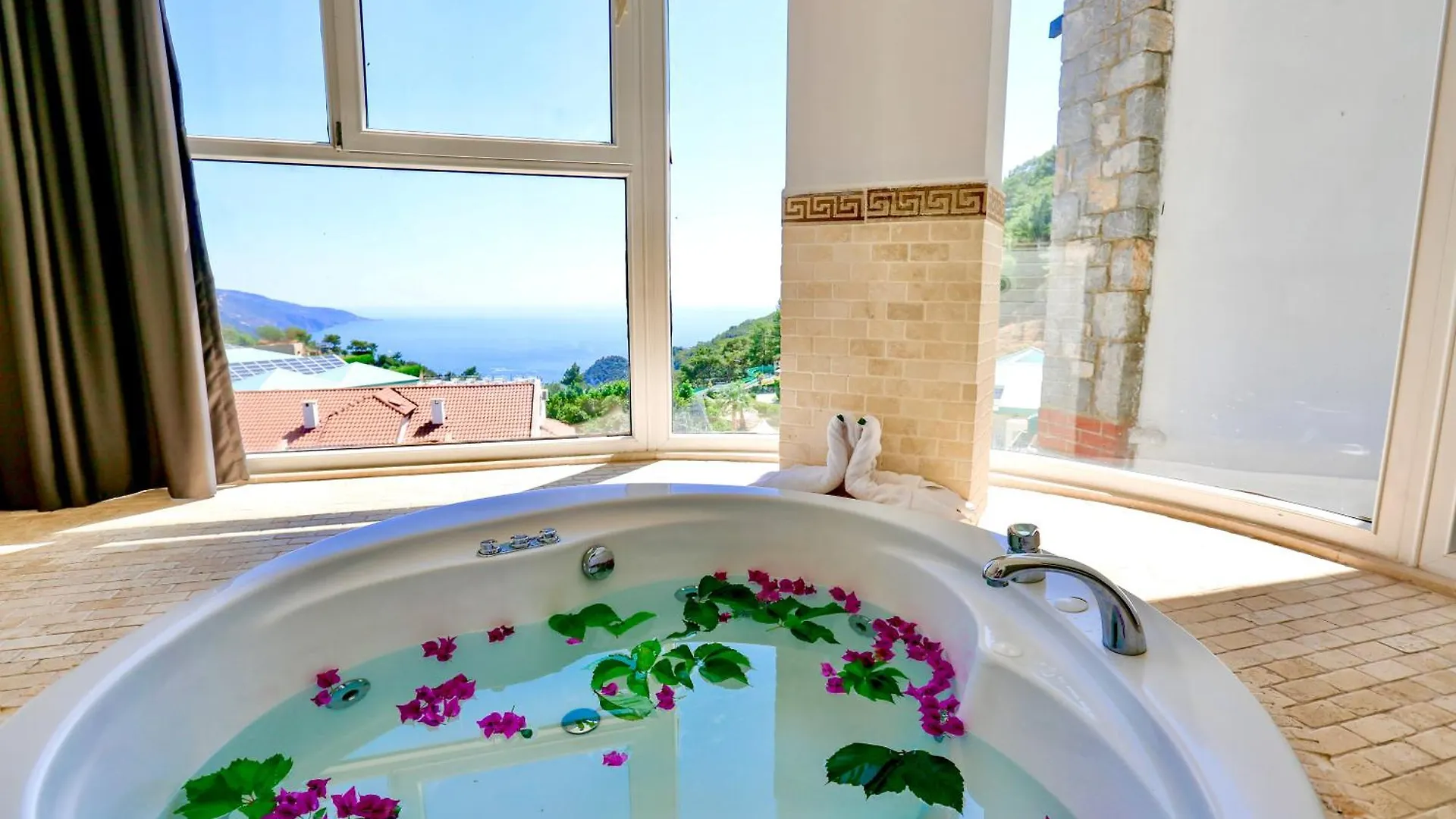 Hotel Tropical Suits Oludeniz